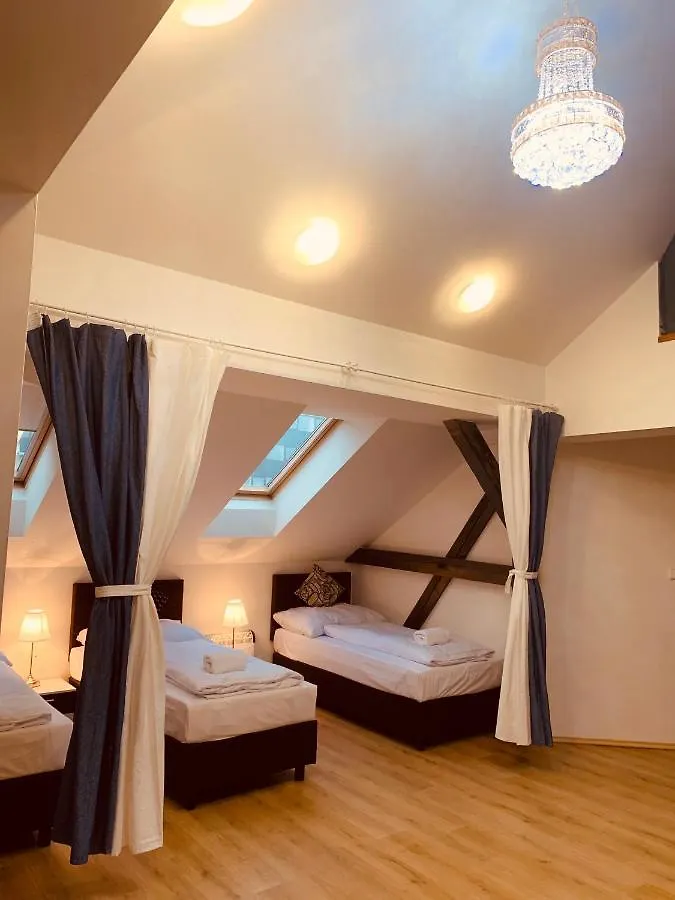 Blue Prague 7 Aparthotel 0*,
