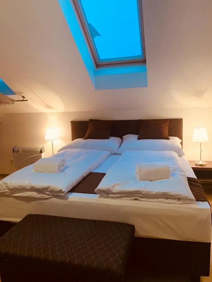 Blue Prague 7 Aparthotel