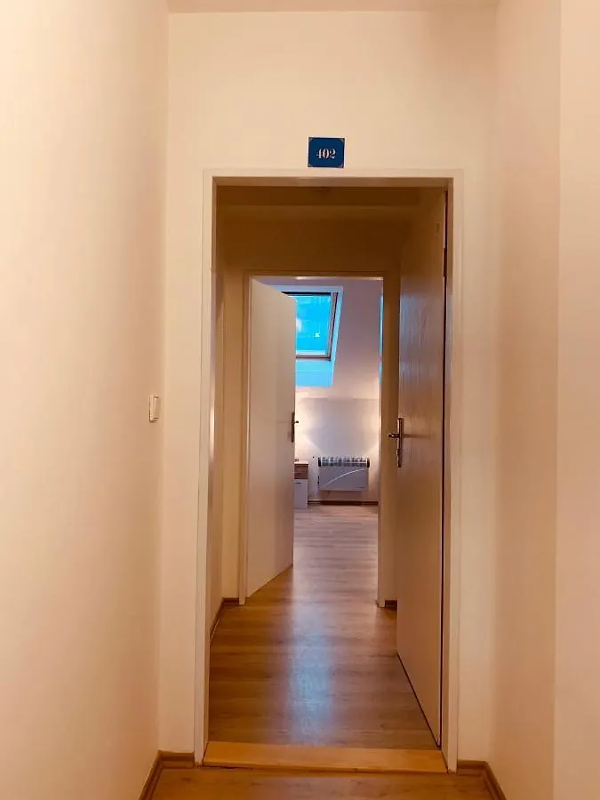 Blue Prague 7 Aparthotel