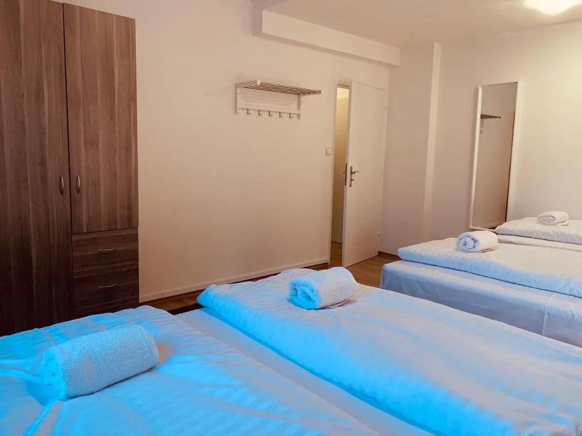 Blue Prague 7 Aparthotel